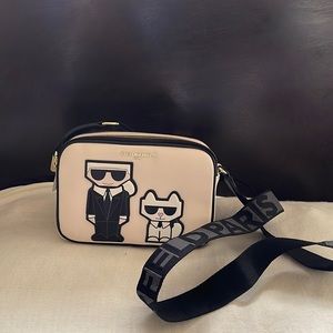 KARL LAGERFELD PARIS
Women's Maybelle Crossbody